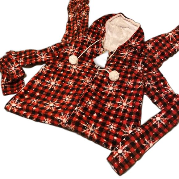POOF Brand Women’s Onesie Fleece Red Black Plaid Snowflakes Size Small Pajamas - Picture 2 of 9